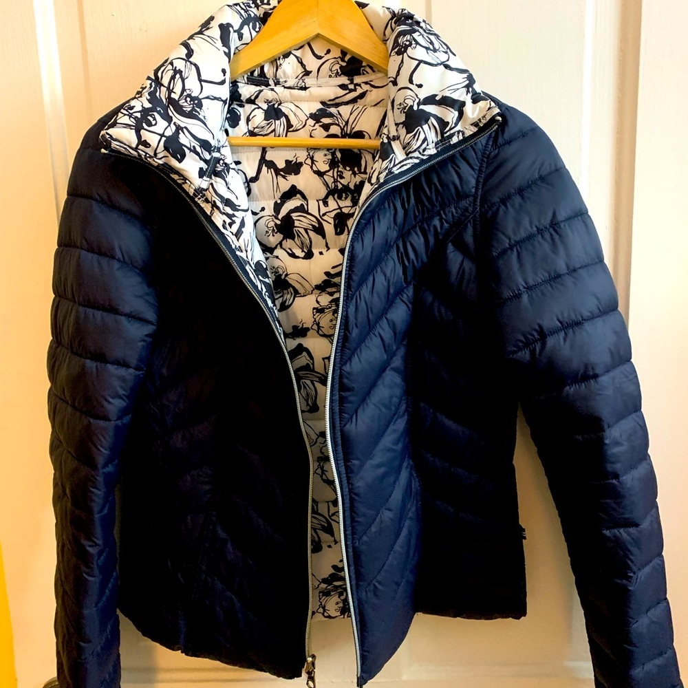 Reversible Náutica down jacket; new, without tags, never worn.